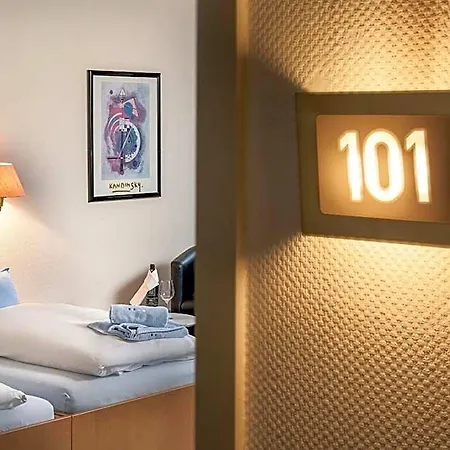 Hotel Sunibel Reinheim